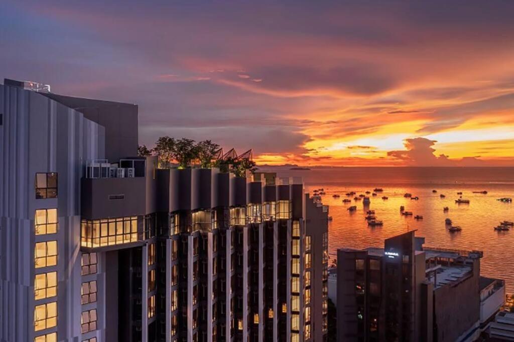 Edge Central Pattaya Near Walking Street Exterior photo